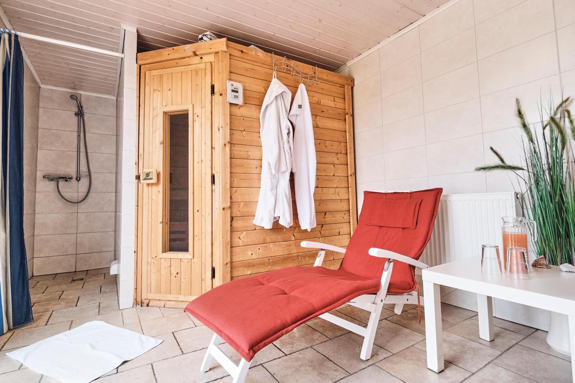 Landhaus Markerup Husby  Luaran gambar